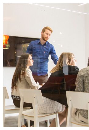 Property viewing companion consultation